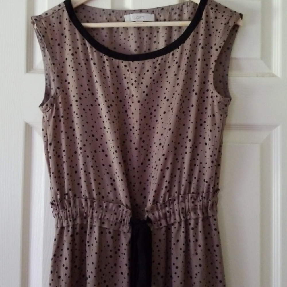 ⭐2/$10 LOFT Blouson Polka Dot Dress, size M - Picture 7 of 8